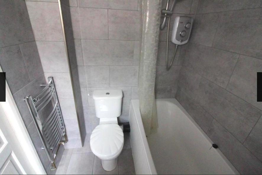 Private Double Room Near City Centre, Coventry Buitenkant foto